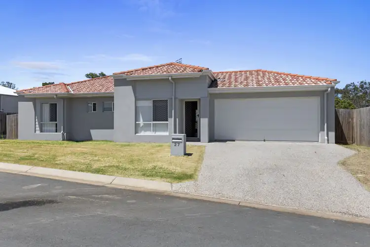 27 Bimbadean Circuit, Southside QLD 4570