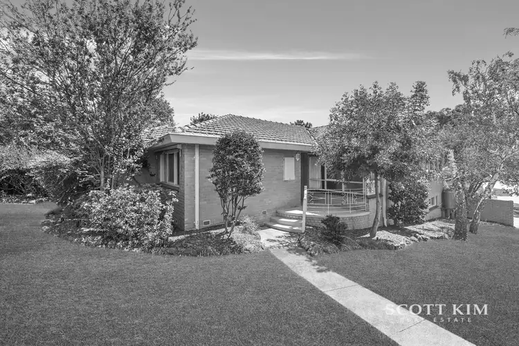 7 Benwerrin Drive, Burwood East VIC 3151