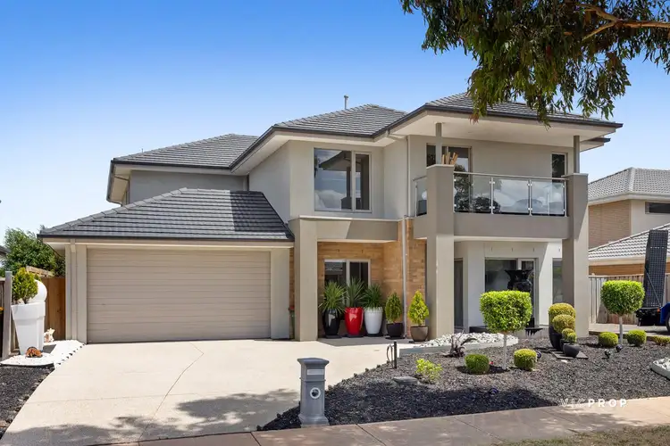 97 Beachview Parade, Sanctuary Lakes VIC 3030