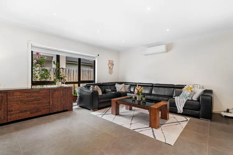 Fourth view of Homely house listing, 2/3 Armstrong Road, Bayswater VIC 3153