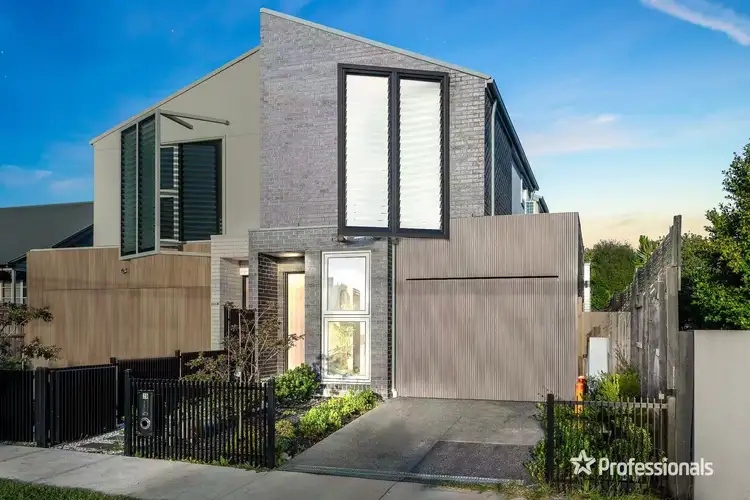 2B Malcolm Street, Mckinnon VIC 3204