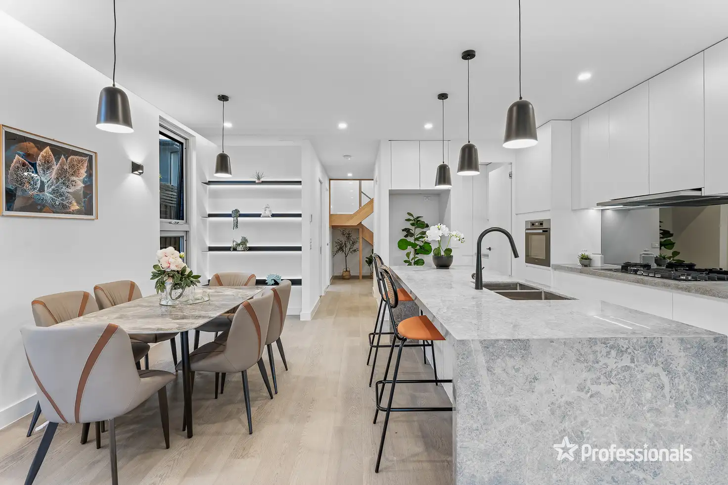 Main view of Homely townhouse listing, 2B Malcolm Street, Mckinnon VIC 3204