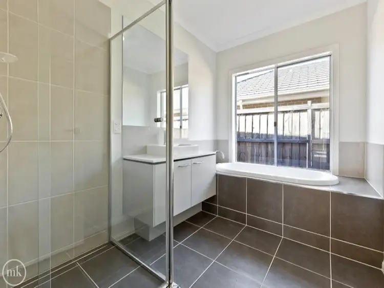 Fourth view of Homely house listing, 33 Lakeland Drive, Doreen VIC 3754