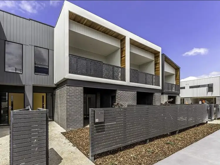 Main view of Homely townhouse listing, 20 Broadside Walk, Point Cook VIC 3030