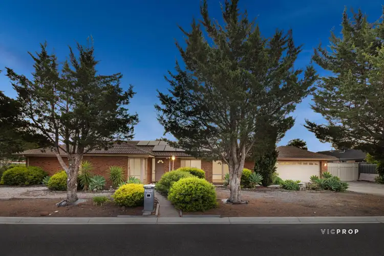 64 Mcmurray Crescent, Hoppers Crossing VIC 3029