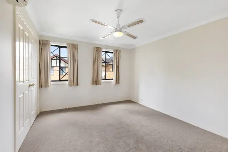 Fifth view of Homely semi-detached listing, 2/95 Great Western Highway, Blaxland NSW 2774