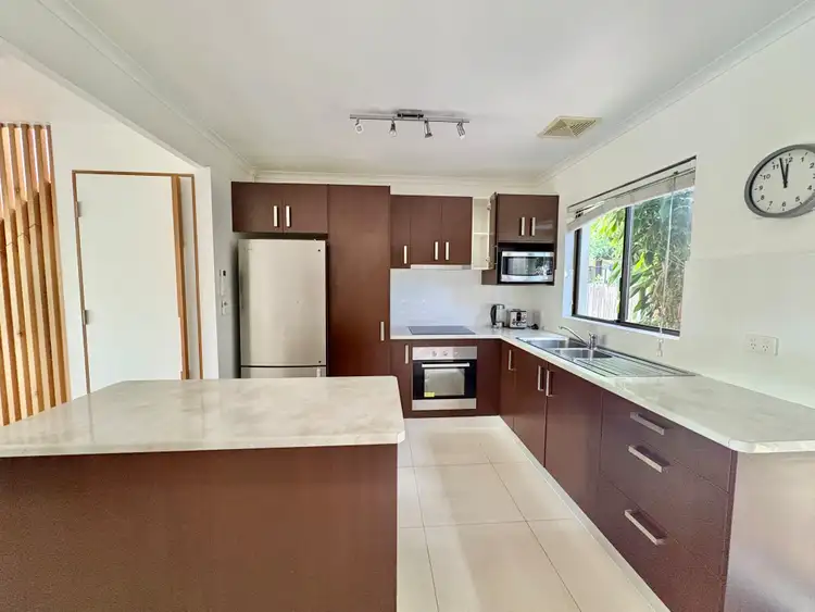 6/130 Noosa Parade, Noosaville QLD 4566