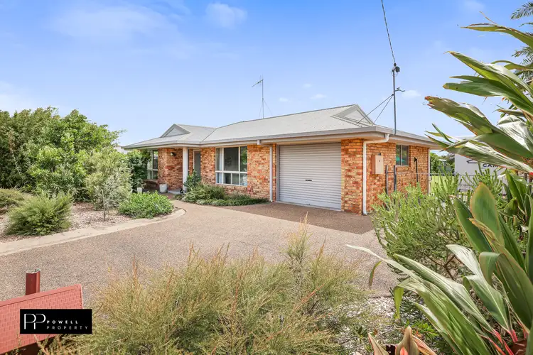 11 Burns Street, Burnett Heads QLD 4670