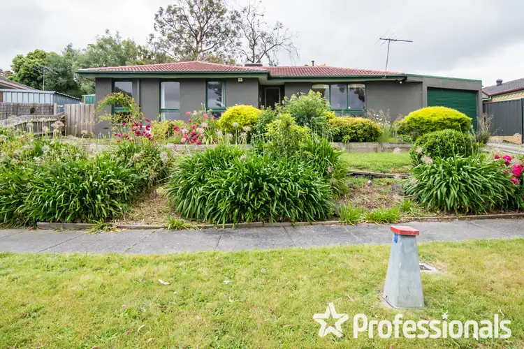 Second view of Homely house listing, 8 Sabre Court, Ferntree Gully VIC 3156
