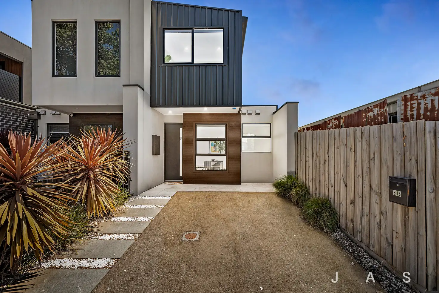 Main view of Homely townhouse listing, 16B Lily Street, Seddon VIC 3011