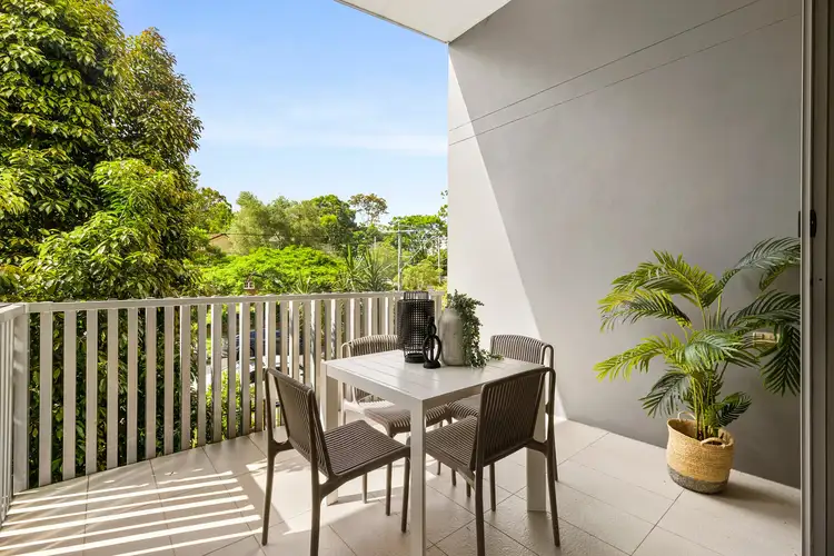 Fourth view of Homely unit listing, 2/96 Dell Road, St Lucia QLD 4067