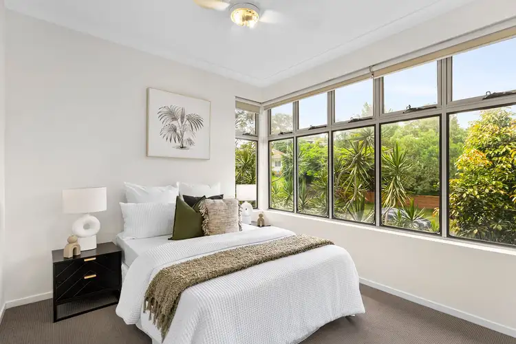 Fifth view of Homely unit listing, 2/96 Dell Road, St Lucia QLD 4067