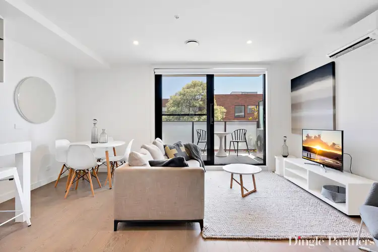 102/2A Henry Street, Windsor VIC 3181
