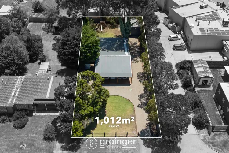 3 Bakewell Street