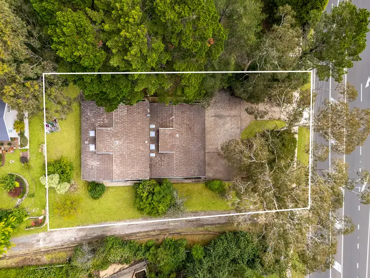 Second view of Homely block of units listing, 68 Mittagong Road, Bowral NSW 2576