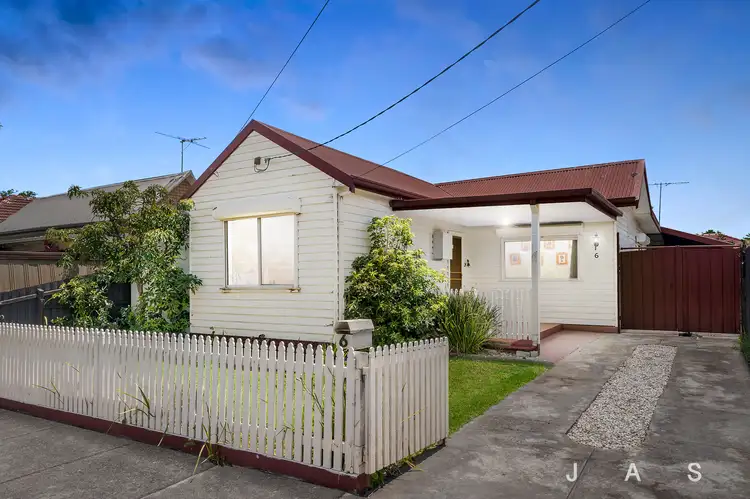 6 Wellington Street, West Footscray VIC 3012