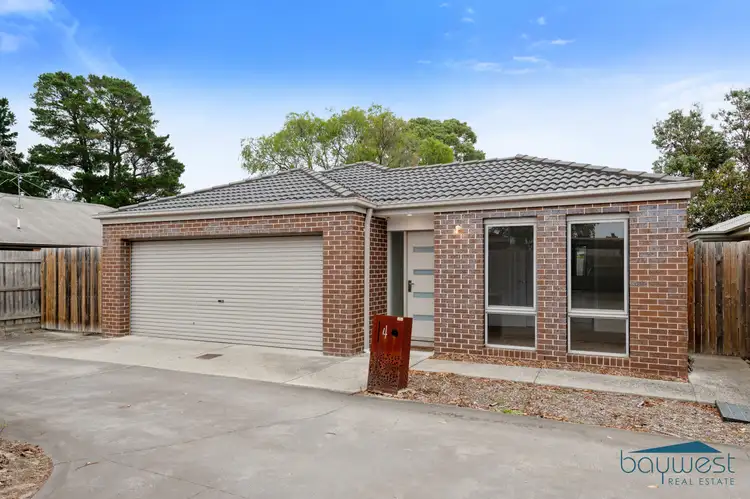 4 Haywood Lane