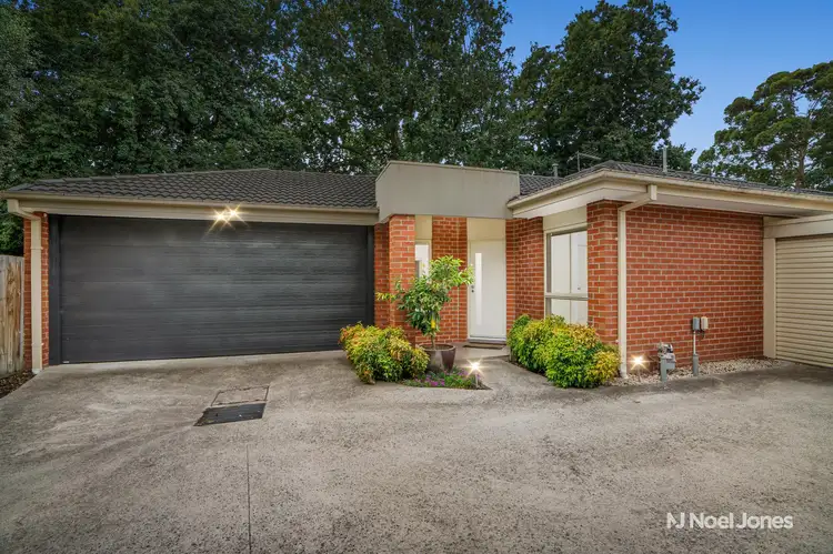 2/3 Dalpura Drive, Bayswater VIC 3153