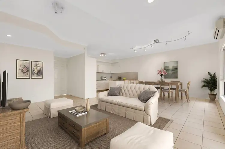 2/46 Ellerslie Crescent, Taringa QLD 4068