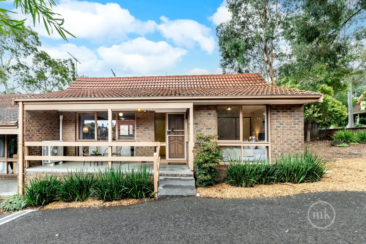 Main view of Homely unit listing, 1/17 Gladstone Road, Briar Hill VIC 3088