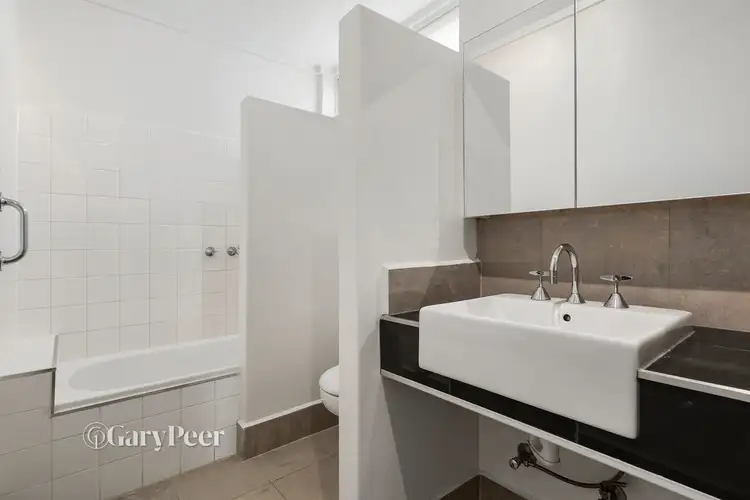 Third view of Homely apartment listing, 10/46 Orrong Crescent, Caulfield North VIC 3161