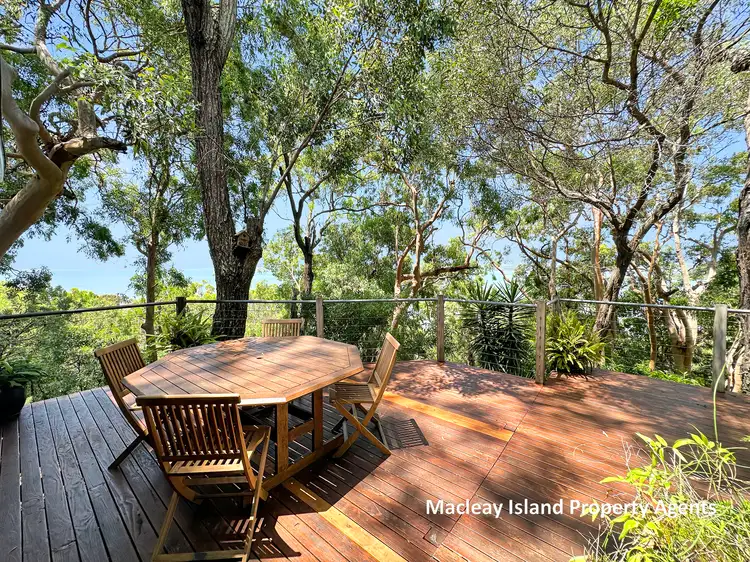 28 Blue Waters Crescent, Macleay Island QLD 4184