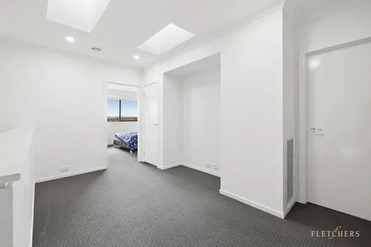 Fifth view of Homely house listing, 11 Saltbreeze Circuit, Clyde VIC 3978