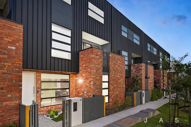 24 Glynn Avenue, Altona North VIC 3025