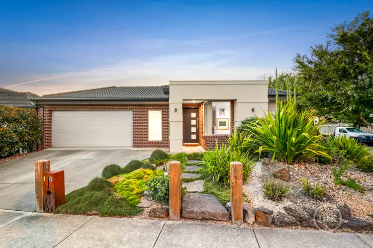 16 Gallivant Drive, Doreen VIC 3754