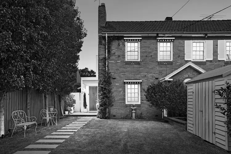 24 Griffin Crescent, Port Melbourne VIC 3207