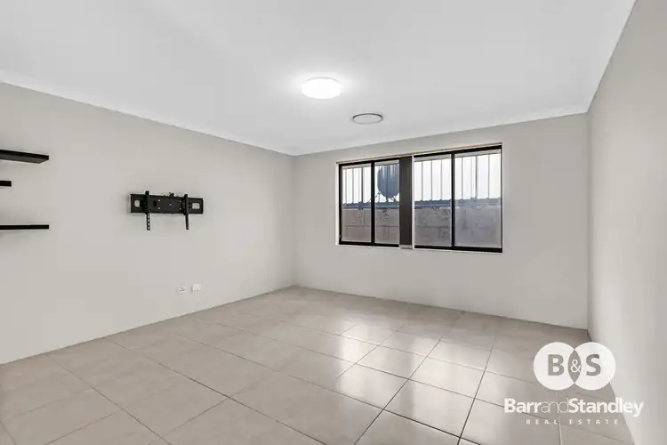 Fifth view of Homely house listing, 8 Sadler Circuit, Australind WA 6233