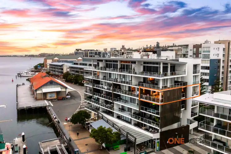 404/5 Honeysuckle Drive, Newcastle NSW 2300