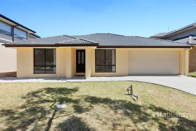 12 Monterey Bay Drive, Sanctuary Lakes VIC 3030