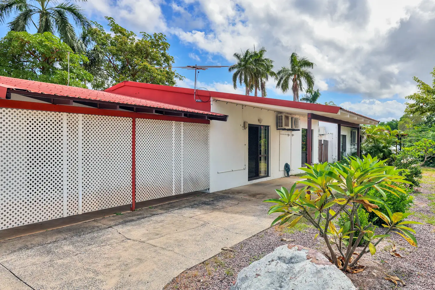 Main view of Homely unit listing, 2/27 Wulagi Crescent, Wulagi NT 812