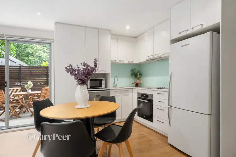 Third view of Homely apartment listing, 1/4A Lansdowne Road, St Kilda East VIC 3183