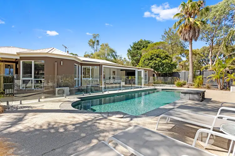 1 David Close, Somerville VIC 3912