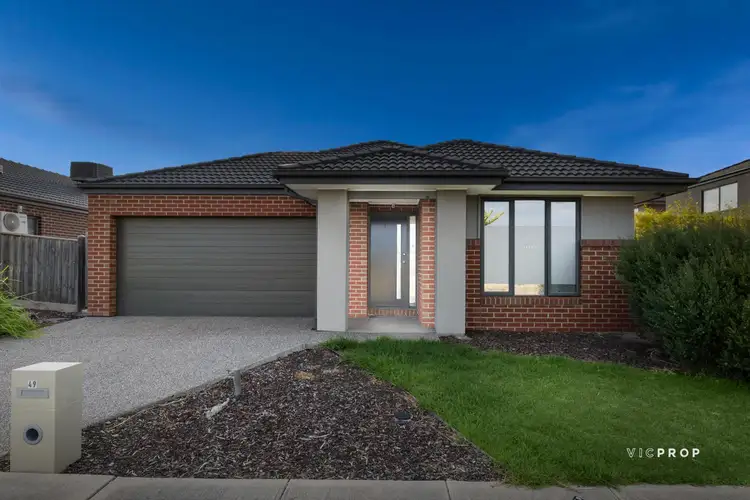 49 Bondi Parade, Point Cook VIC 3030