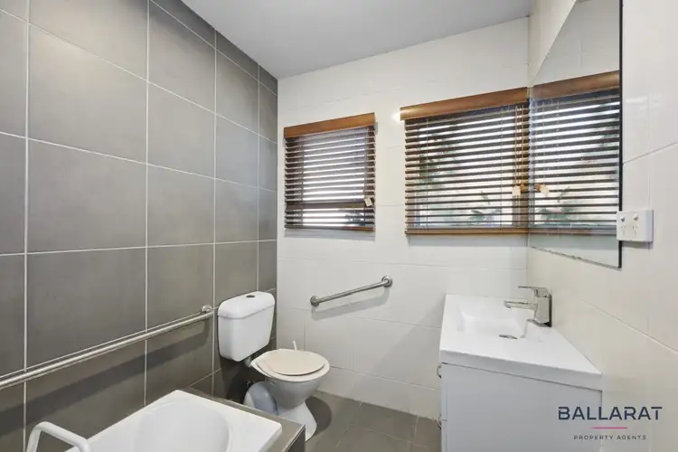 Sixth view of Homely house listing, 5 Valentine Street, Delacombe VIC 3356