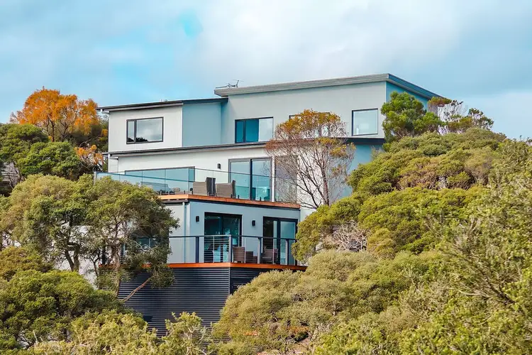 17 Tarawill Street