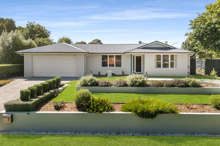 7 Linden Way, Bowral NSW 2576