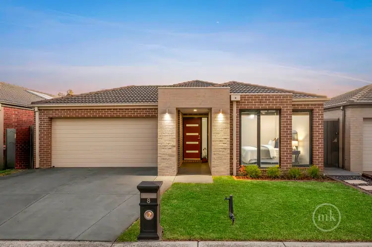 8 Vichy Avenue, Doreen VIC 3754