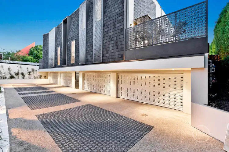 Main view of Homely townhouse listing, 6/5 Eldale Avenue, Greensborough VIC 3088