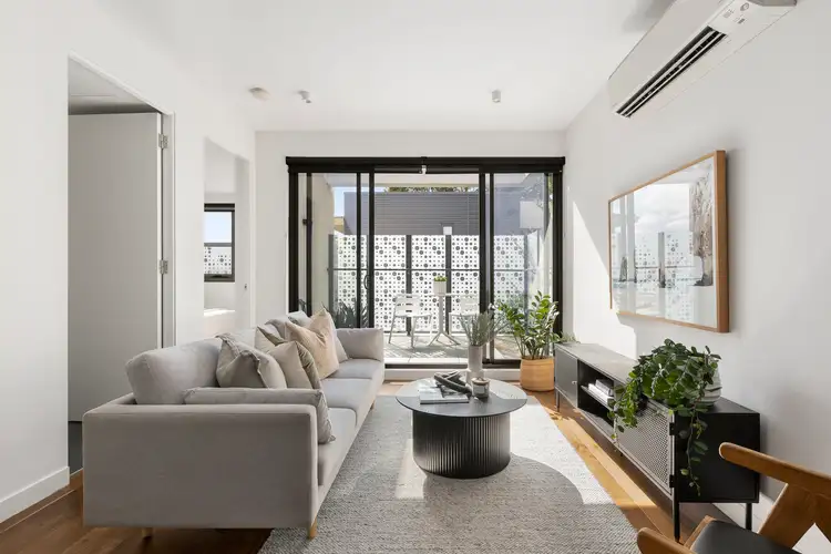 6 Cromwell Road