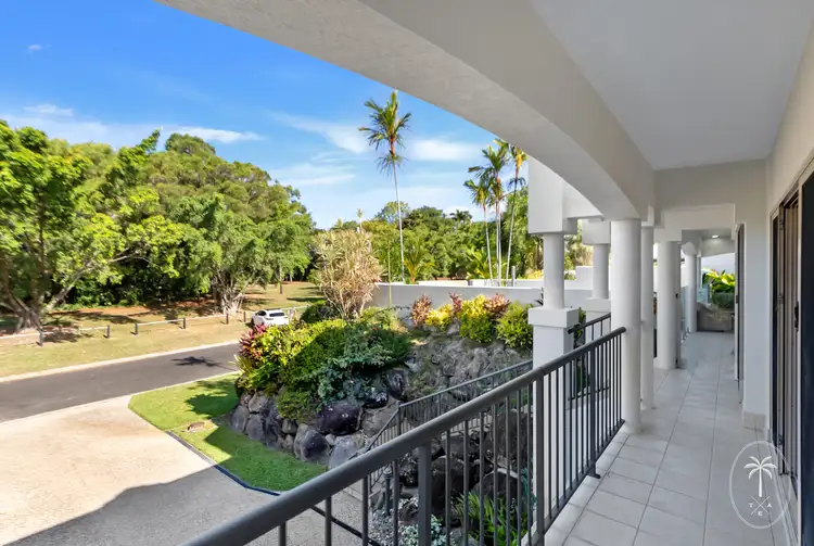 11 Trivia Street, Palm Cove QLD 4879