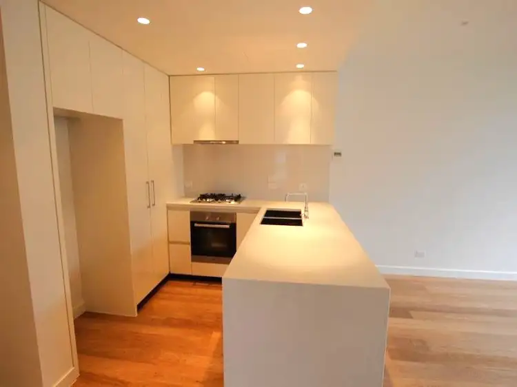 Fifth view of Homely apartment listing, 11/516 Glenferrie Road, Hawthorn VIC 3122