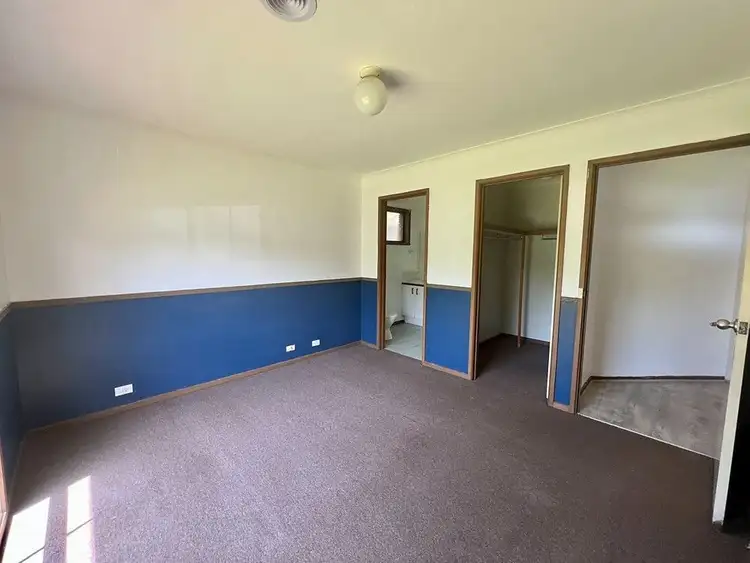 Fifth view of Homely house listing, 18 Andrea Crescent, Cranbourne VIC 3977