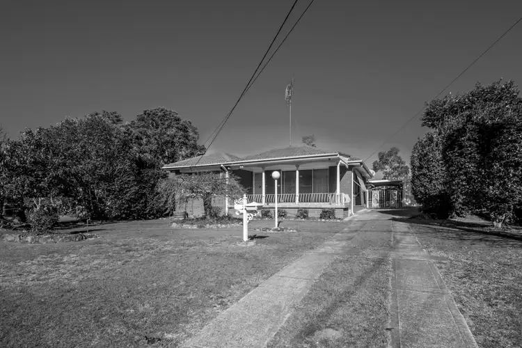 24 Linksview Avenue, Leonay NSW 2750