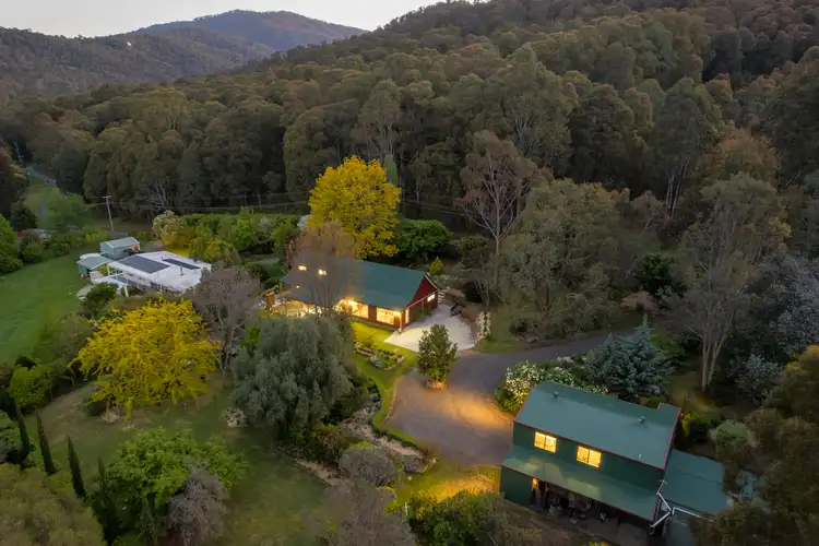283 Simmonds Creek Road, Tawonga South VIC 3698