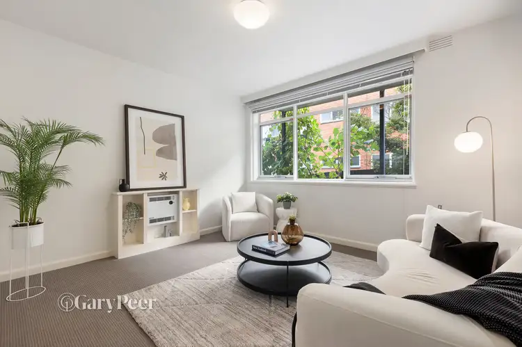 8/27 Mitford Street, St Kilda VIC 3182