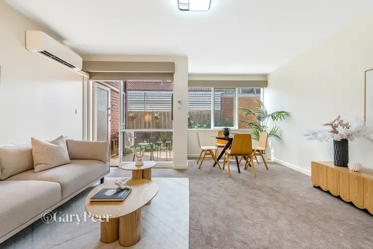 Second view of Homely apartment listing, 3/37 Gilbert Grove, Bentleigh VIC 3204